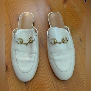 Vero Cuoio . Beautiful gently warn all leather mules .
